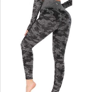 Grey Camouflage Leggings